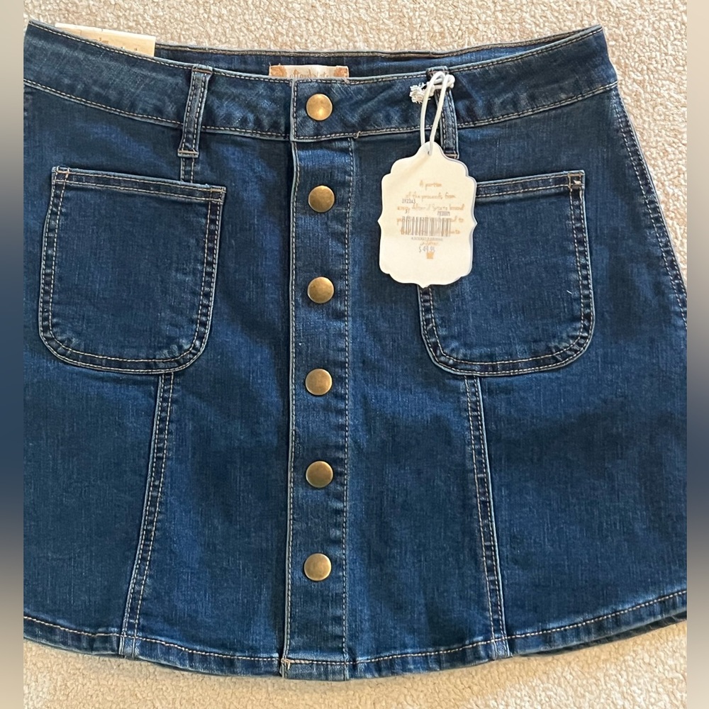 New girls denim skirt with tags